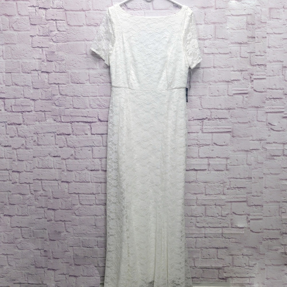 NEW Torrid Ever After‎ Wedding Dress Sz 14 Lace Body Train Bridal Classic Boho